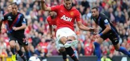 van Persie against Crystal Palace